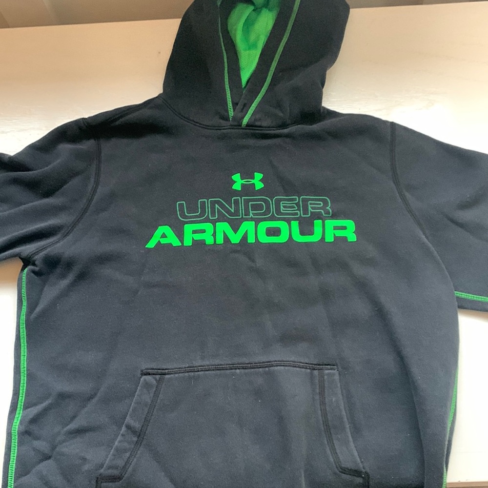 Boys Under Armor Hoodie XL